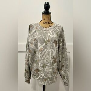 Abercrombie & Fitch Soft Essentials Crewneck Sweatshirt Camo Camouflage Size XL